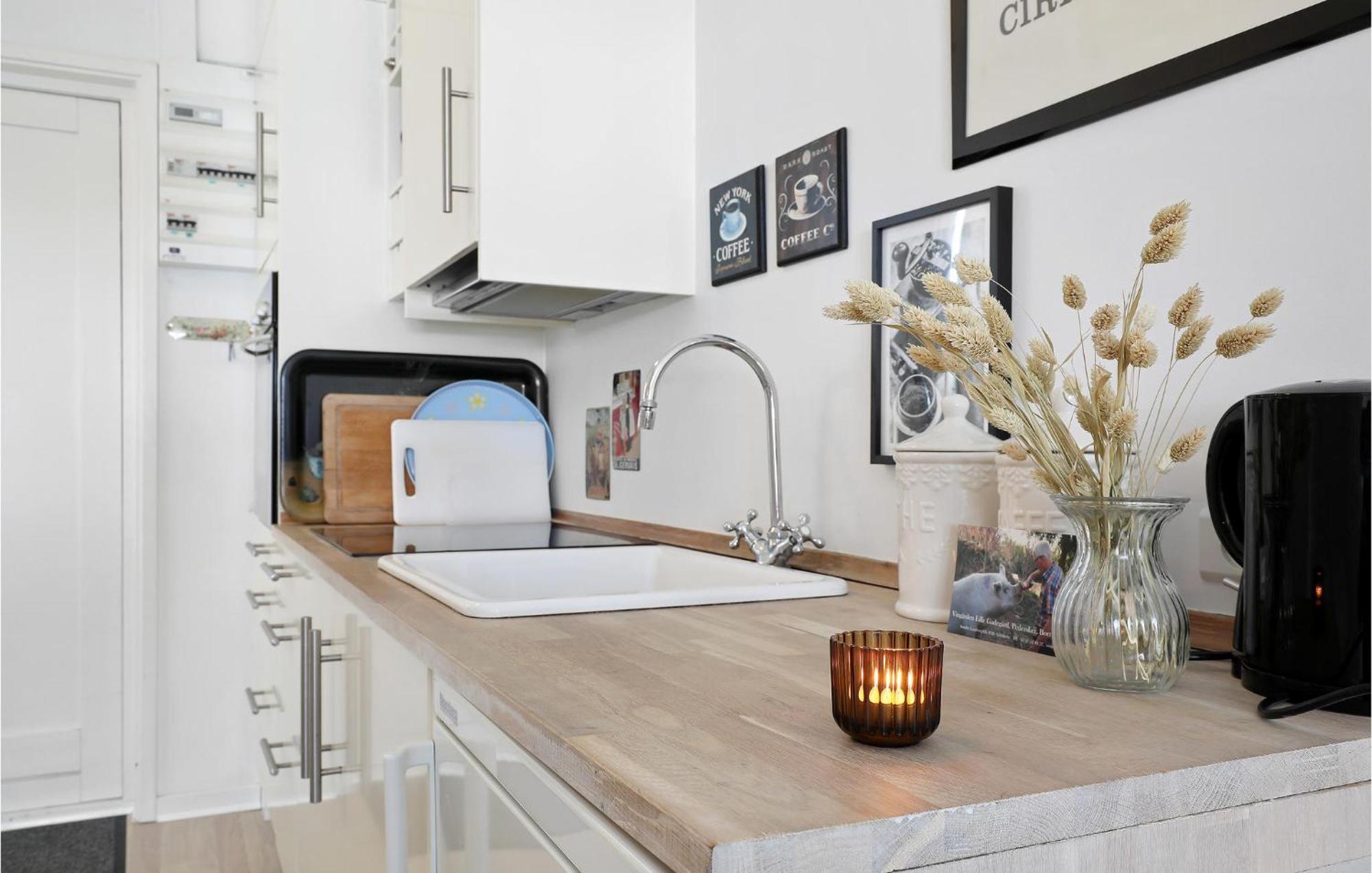Beautiful Apartment In Neksø Extérieur photo