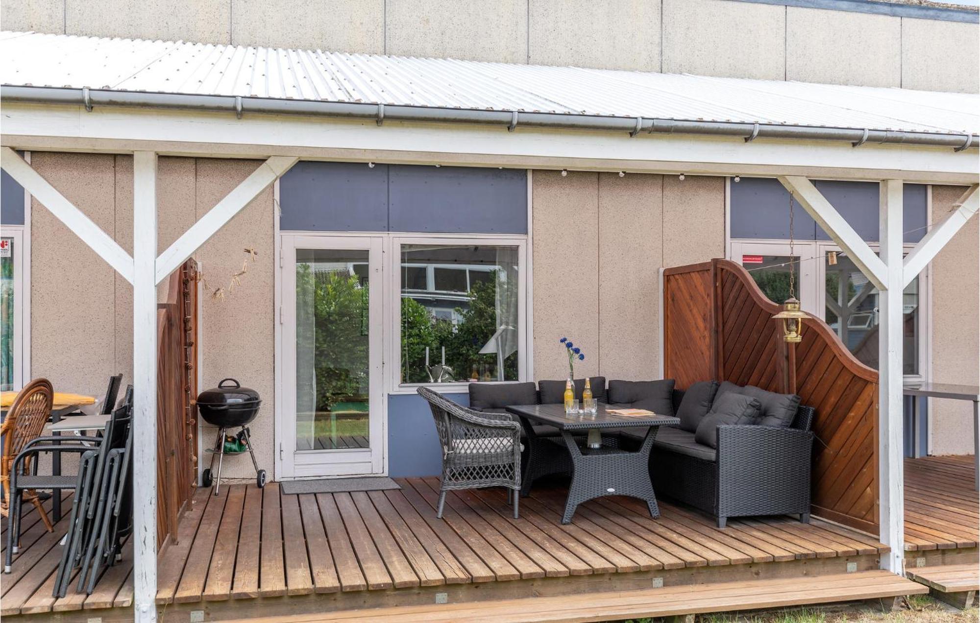 Beautiful Apartment In Neksø Extérieur photo