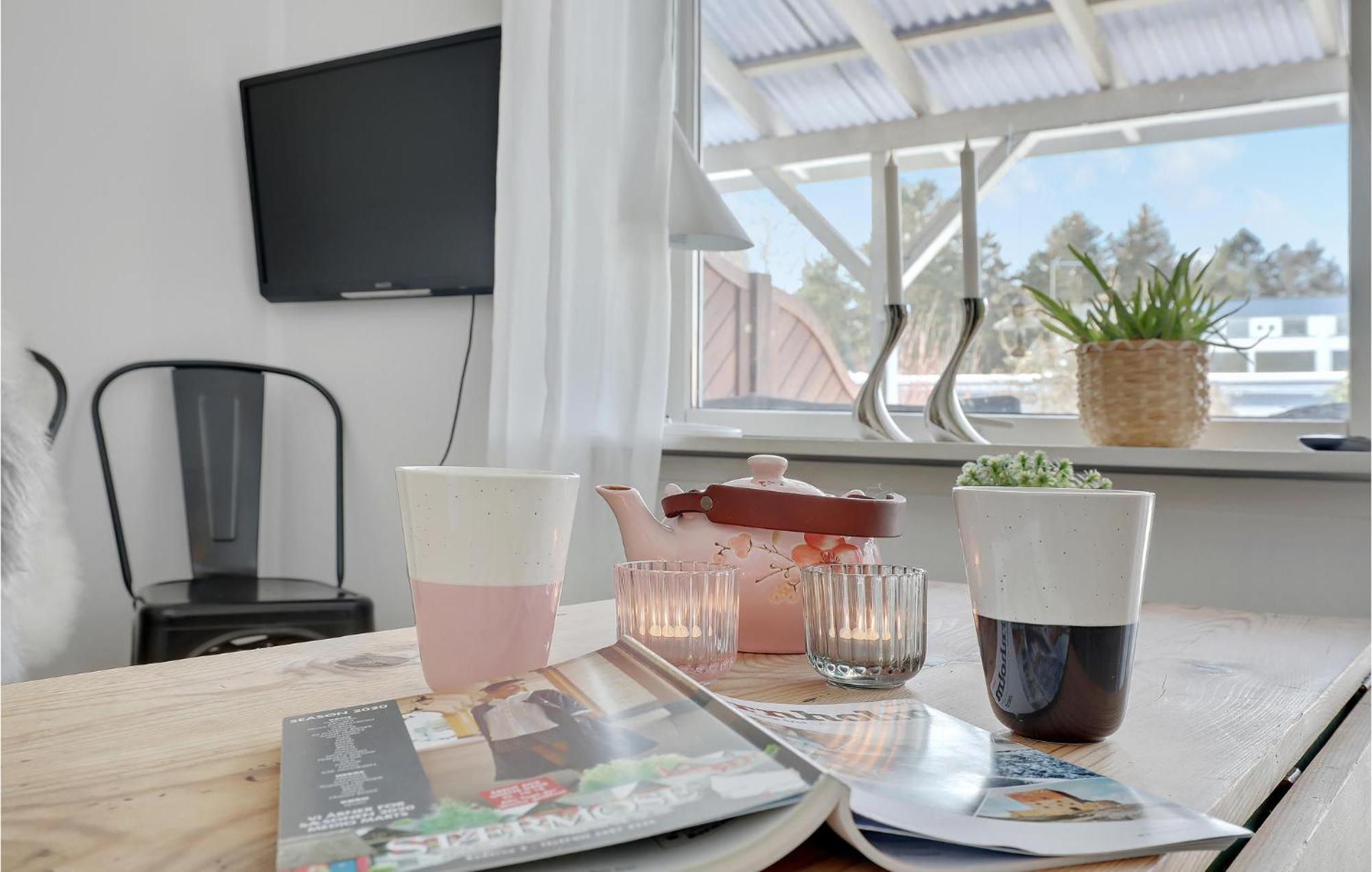 Beautiful Apartment In Neksø Extérieur photo